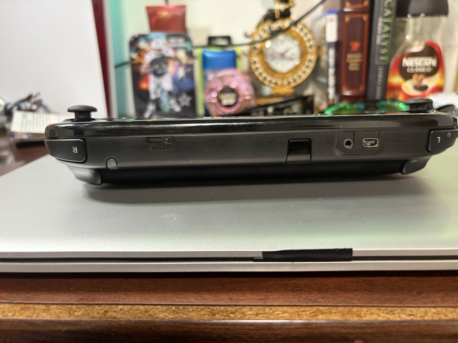 Nintendo WUP-010 Gamepad