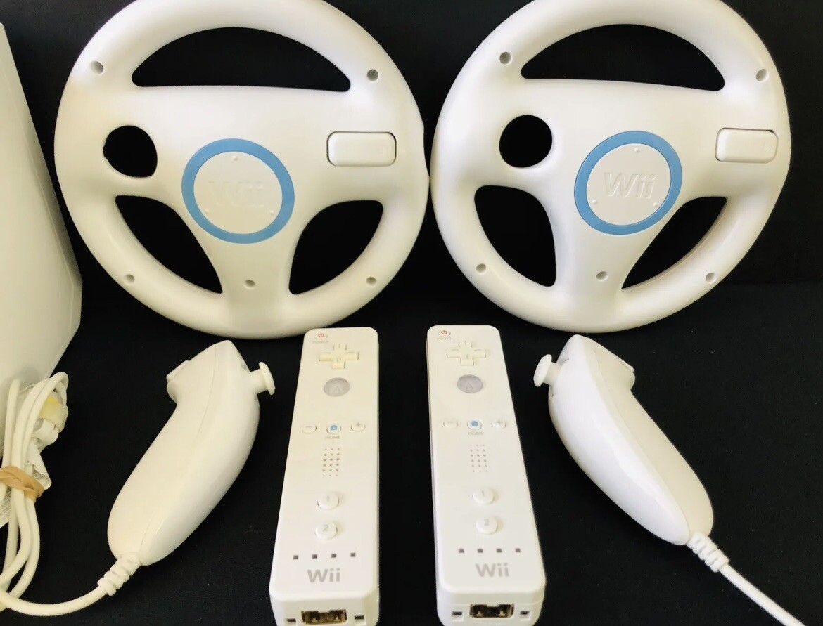 Nintendo Wii Console Mario Kart/Wii Sports Bundle, System, Wheels 2 Controllers!
