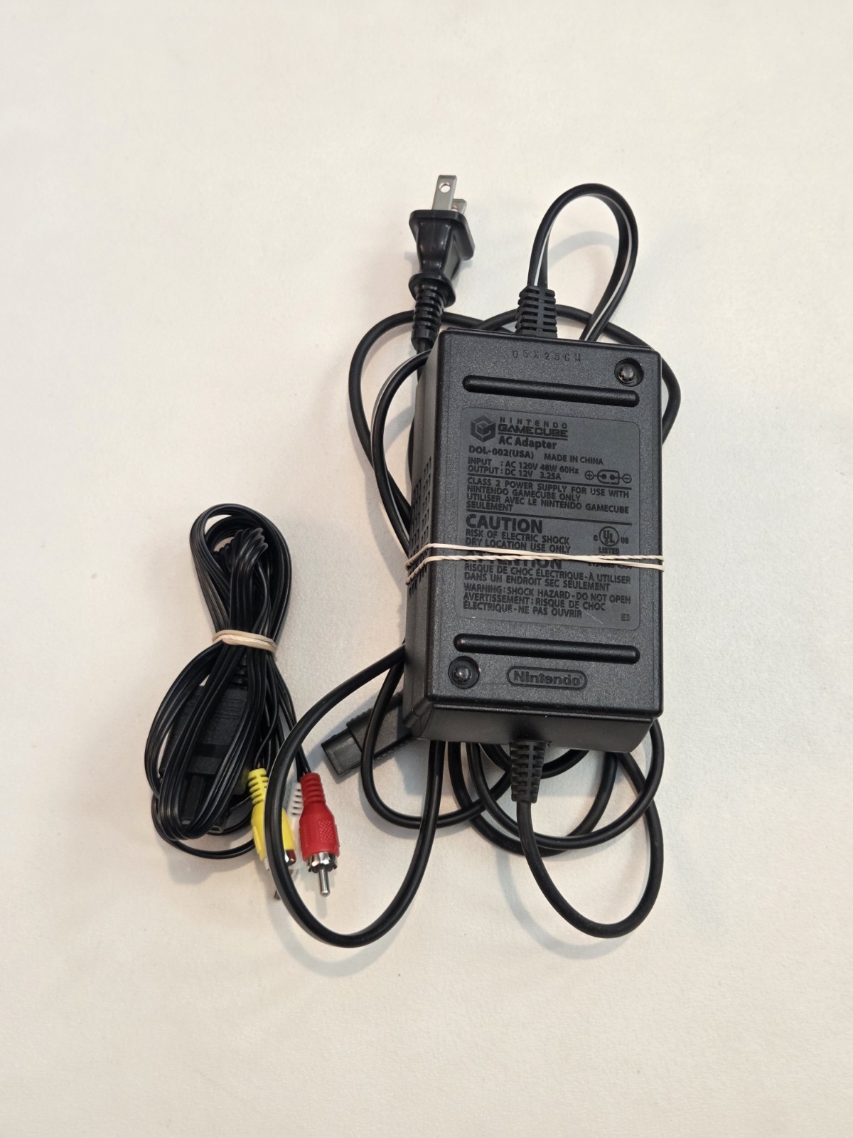 Nintendo GameCube Black Console DOL-001 / 1 Controller & Cords Bundle Tested