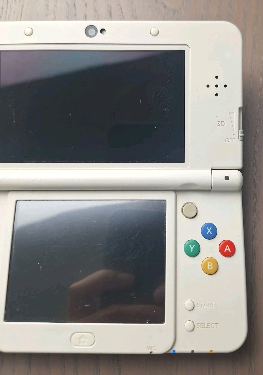 Nintendo New 3DS White | Charger + 32GB SD Card | Region Free | USA Seller