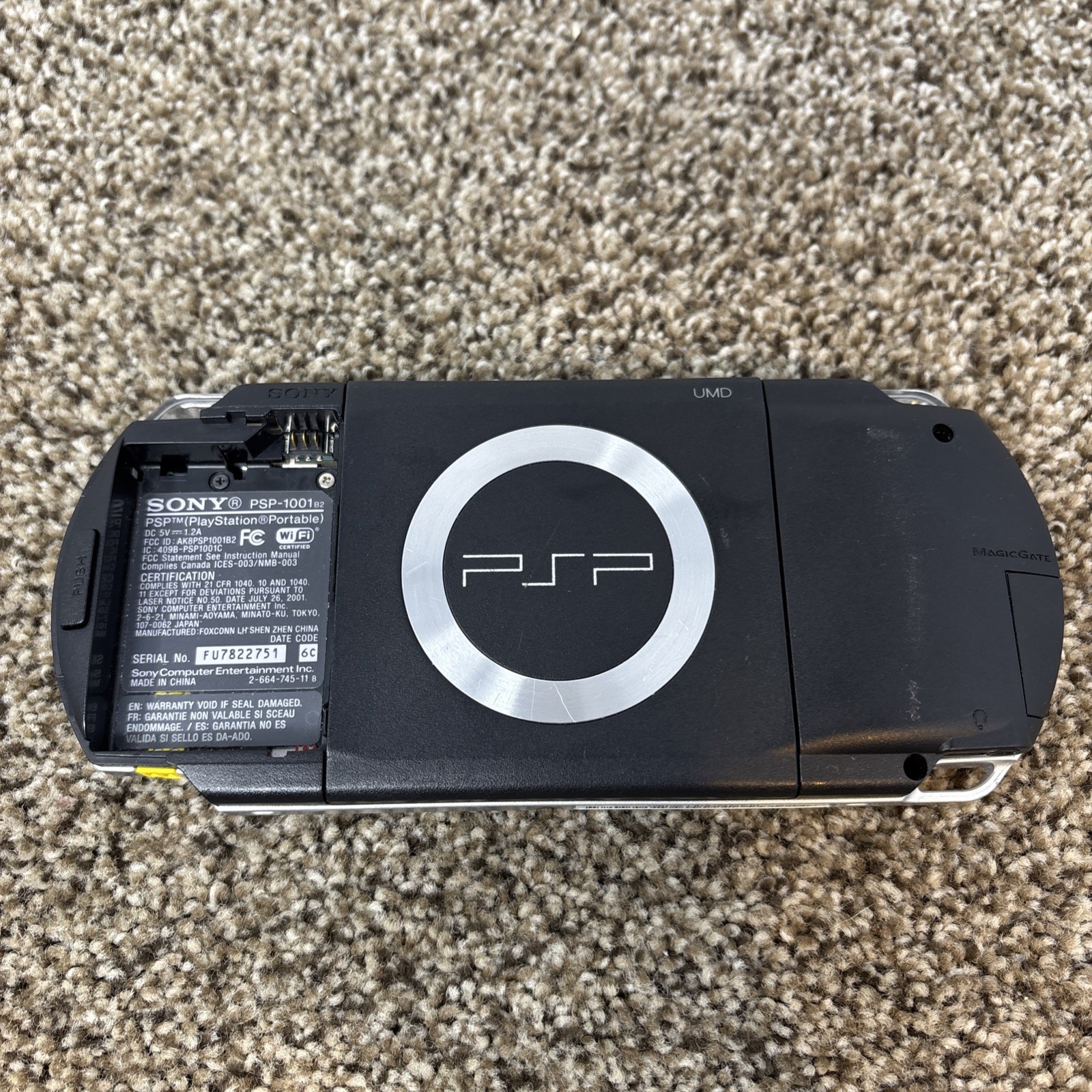 Sony PSP-1001 Handheld Console Black Tested NO BATTERY OR COVER