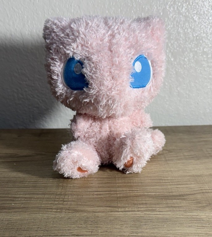 Pokémon Mew Sekiguchi MokoMoko Plush 7” Japan Import Pink Rare Nintendo Doll