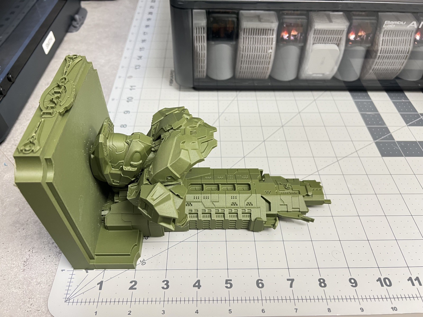 Halo Master Chief UNSC Pillar Of Autumn Like Wall Shelf Collectible New