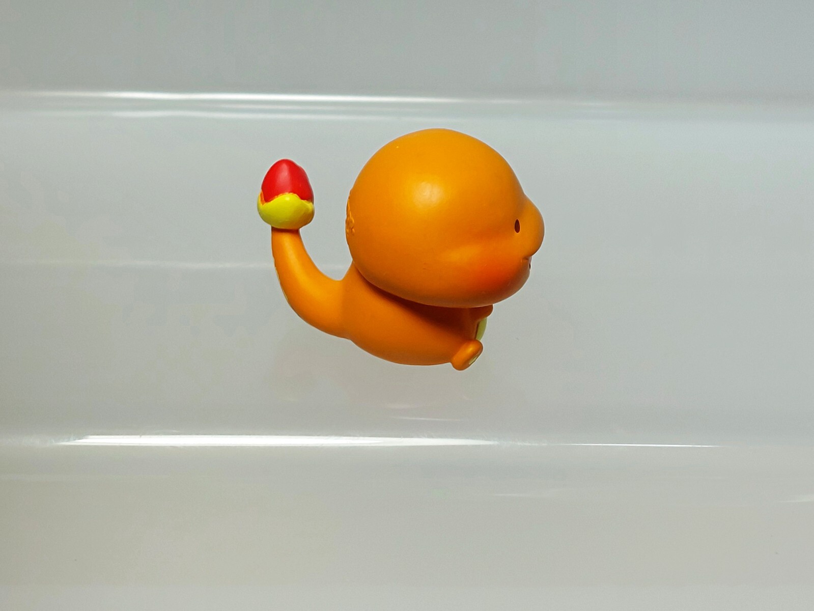 Pokemon Center Japan 2020 Figure Collection Pokemon Yurutto Charmander F04 0.8in