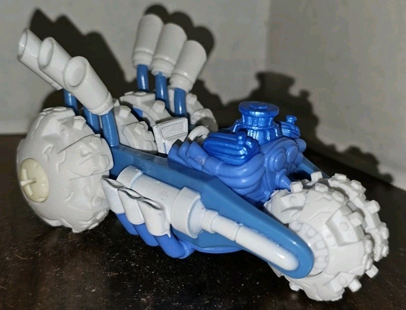 Skylanders SuperChargers Gold Rusher Power Blue Vehicle Switch Xbox One PS4 PS3