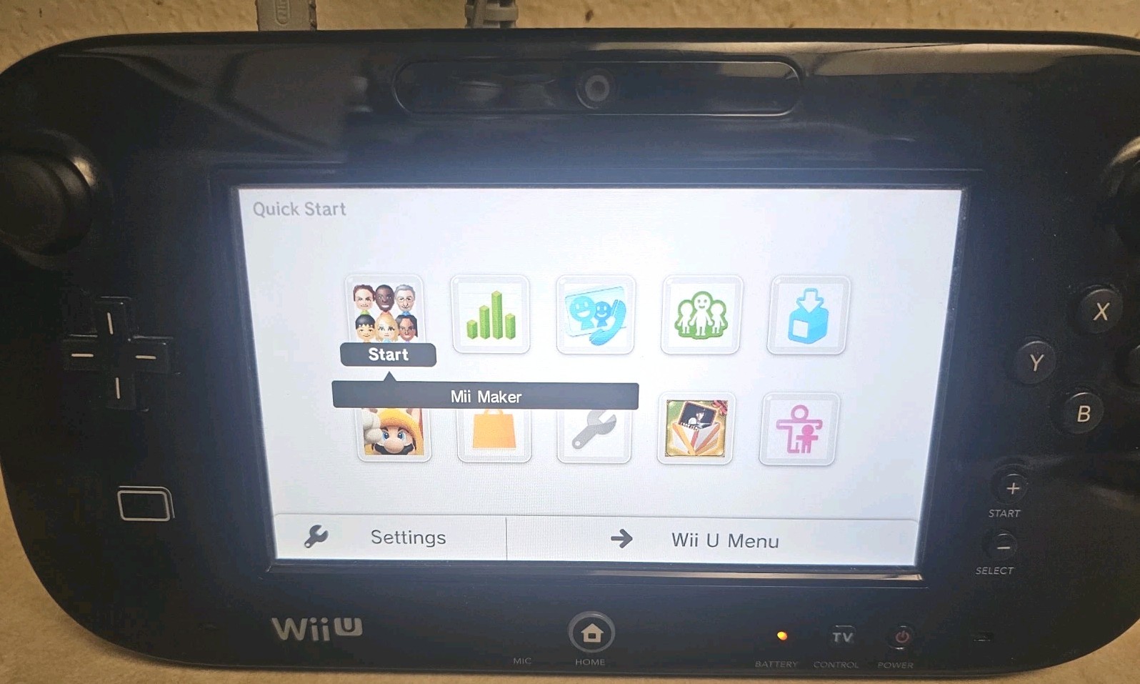 Nintendo Wii U WUP-010 (USA) Gamepad Handheld Controller With Charger