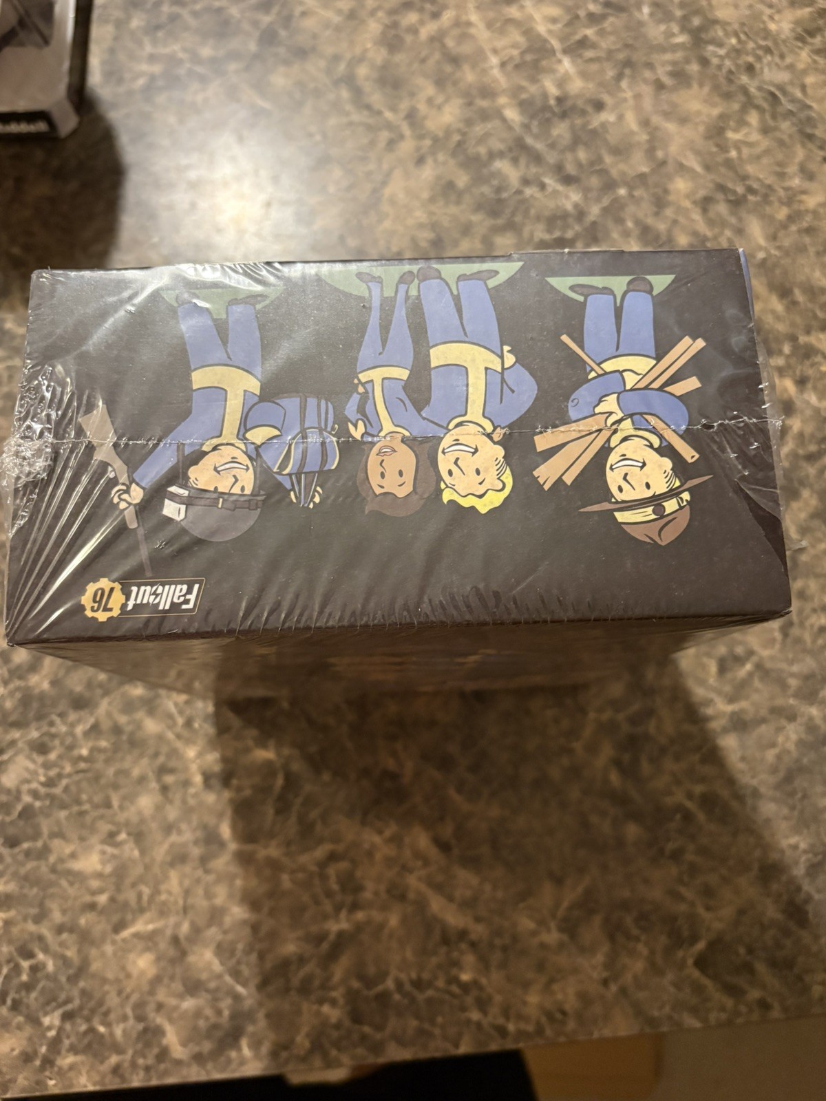 Fallout 76 Tricentennial Collector Box Set Vault Boy Figure Pin Socks Sign