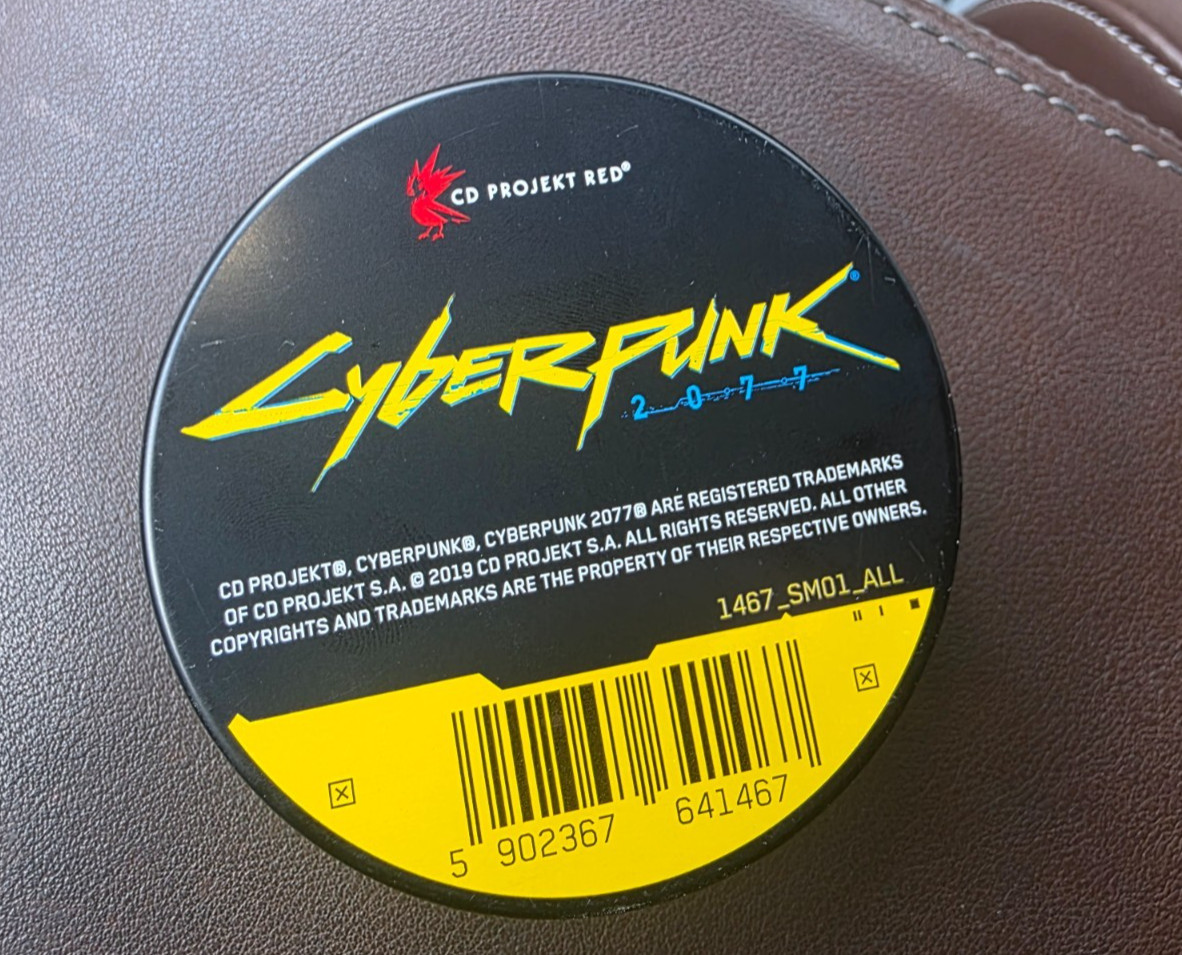CD Projekt RED Cyberpunk 2077 Samurai Medallion Necklace Collectible Limited NEW