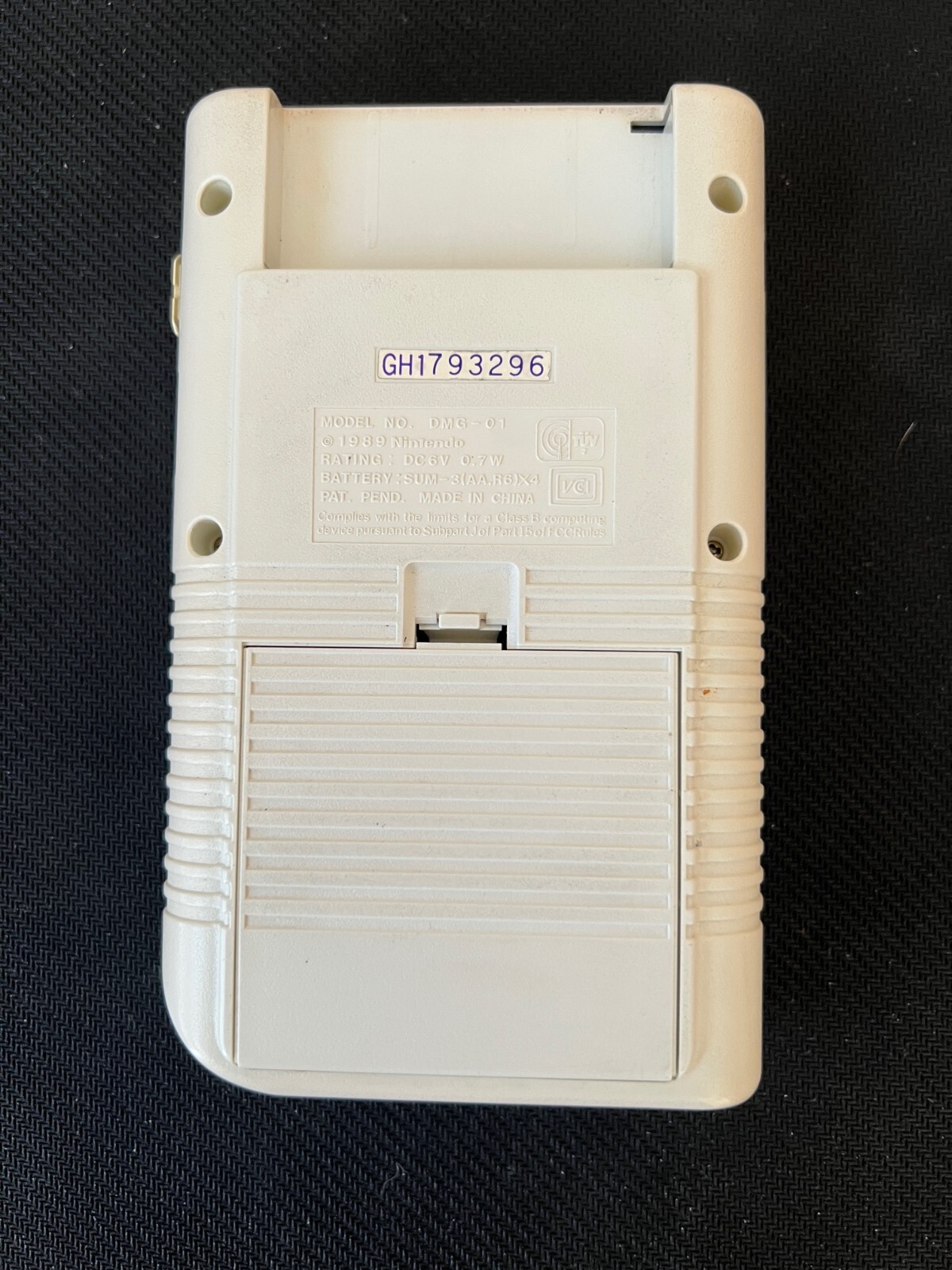 Nintendo Game Boy Original WHITE Play it Loud DMG-01 100% OEM – Tested RARE!