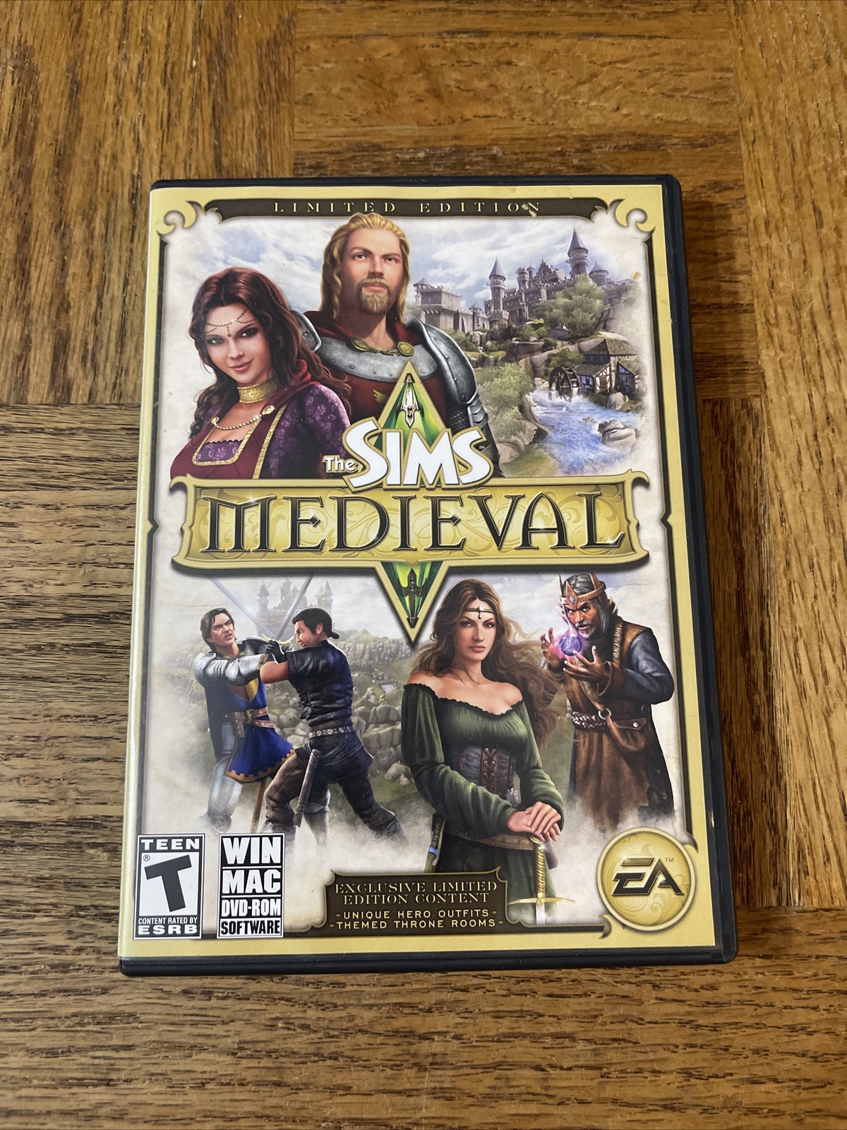 Sims Medieval PC CD Rom