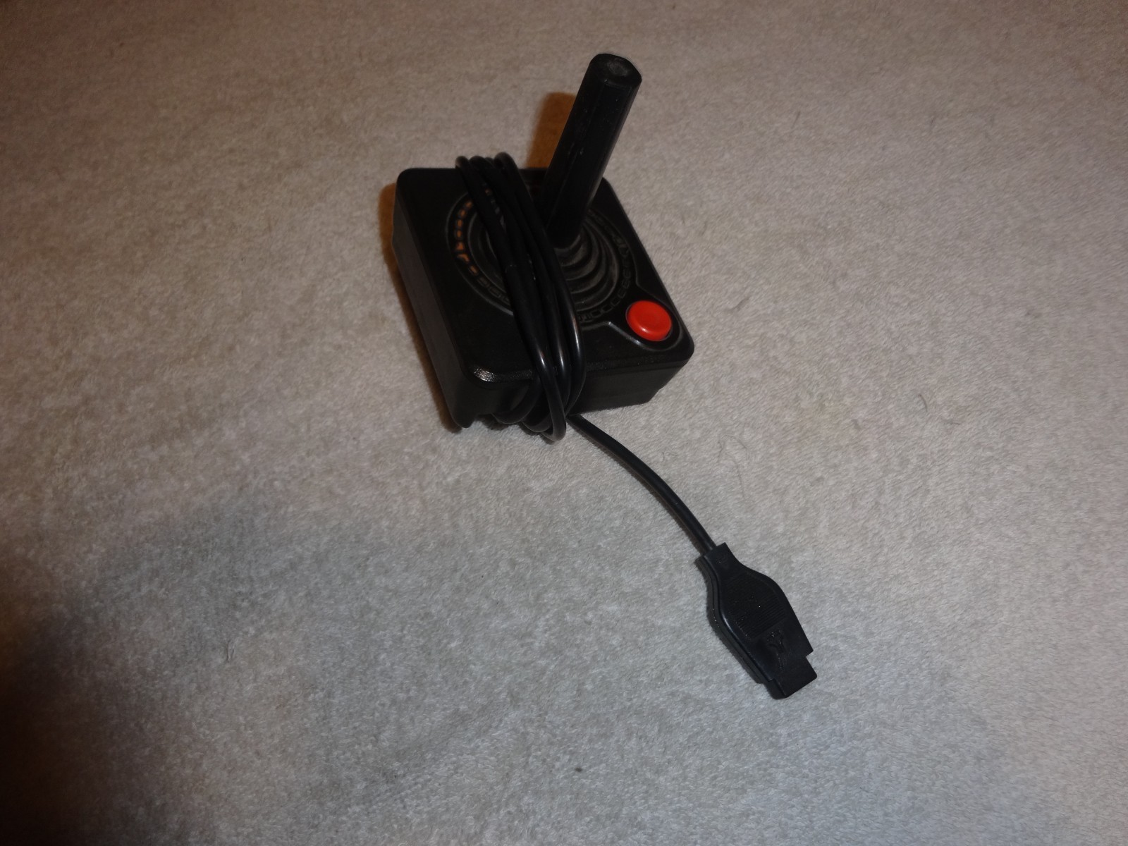 Vintage Atari Joystick Controllers For 2600 Console System 0166 (price not sure)