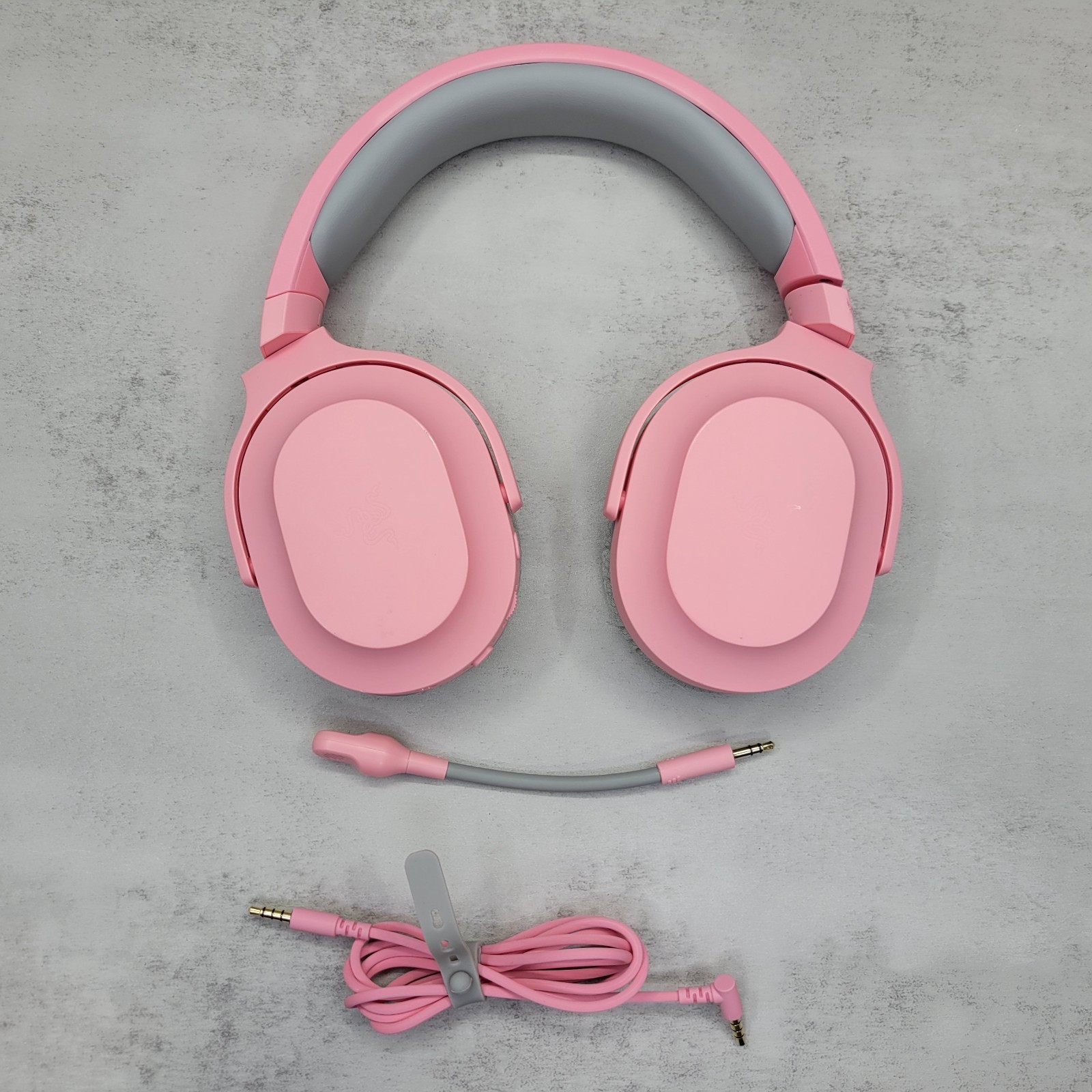 Razer Barracuda X WIRED ONLY ! Gaming Headset for PC, PS4, PS5, Switch – Pink