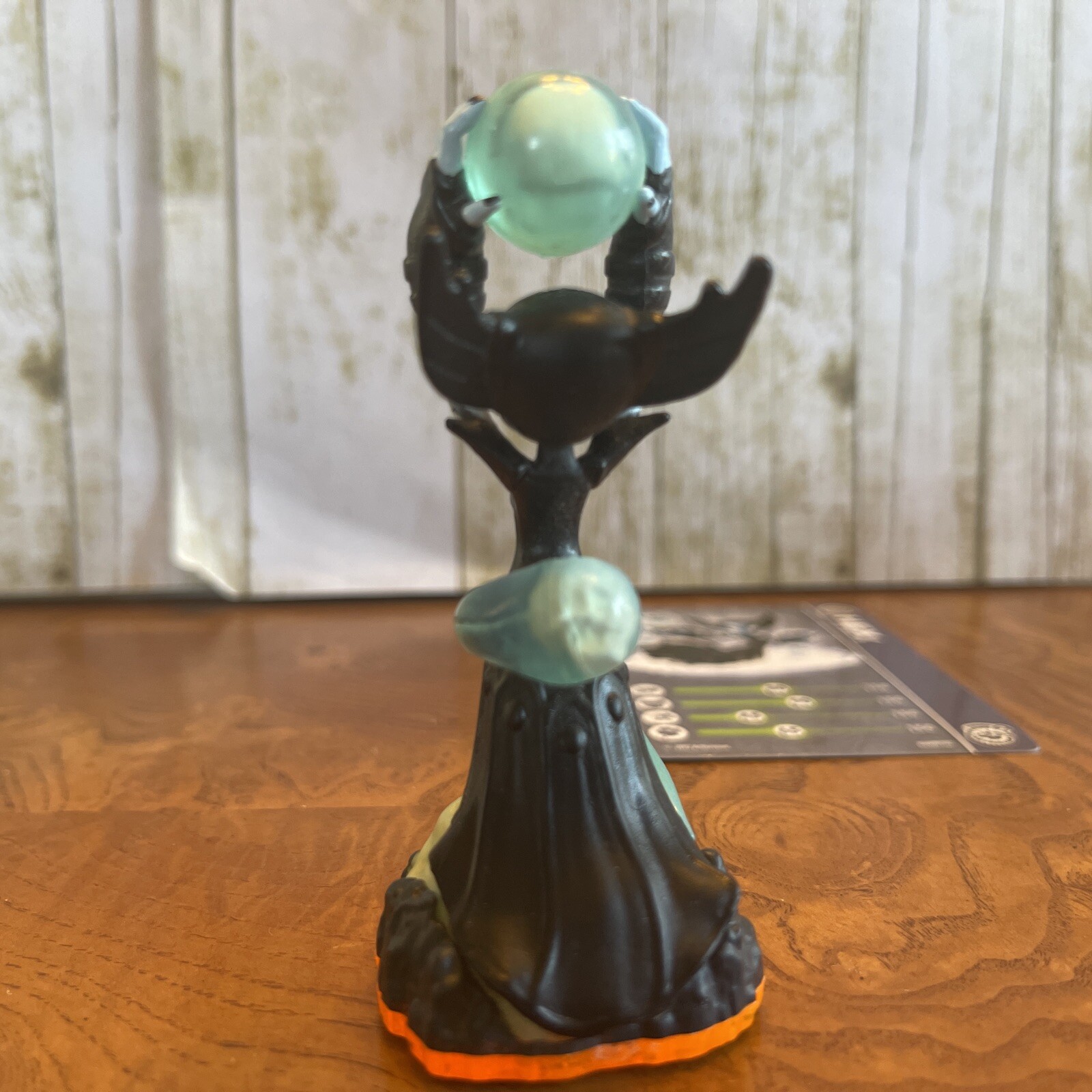 Skylanders Giants Hex Undead Series 2 Figure!l And Card
