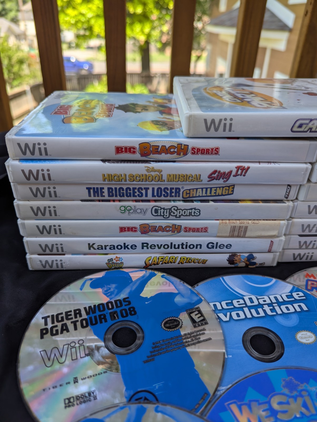 Nintendo Wii Video Game Lot x25 Mixed Cases Disc Only Tested Working