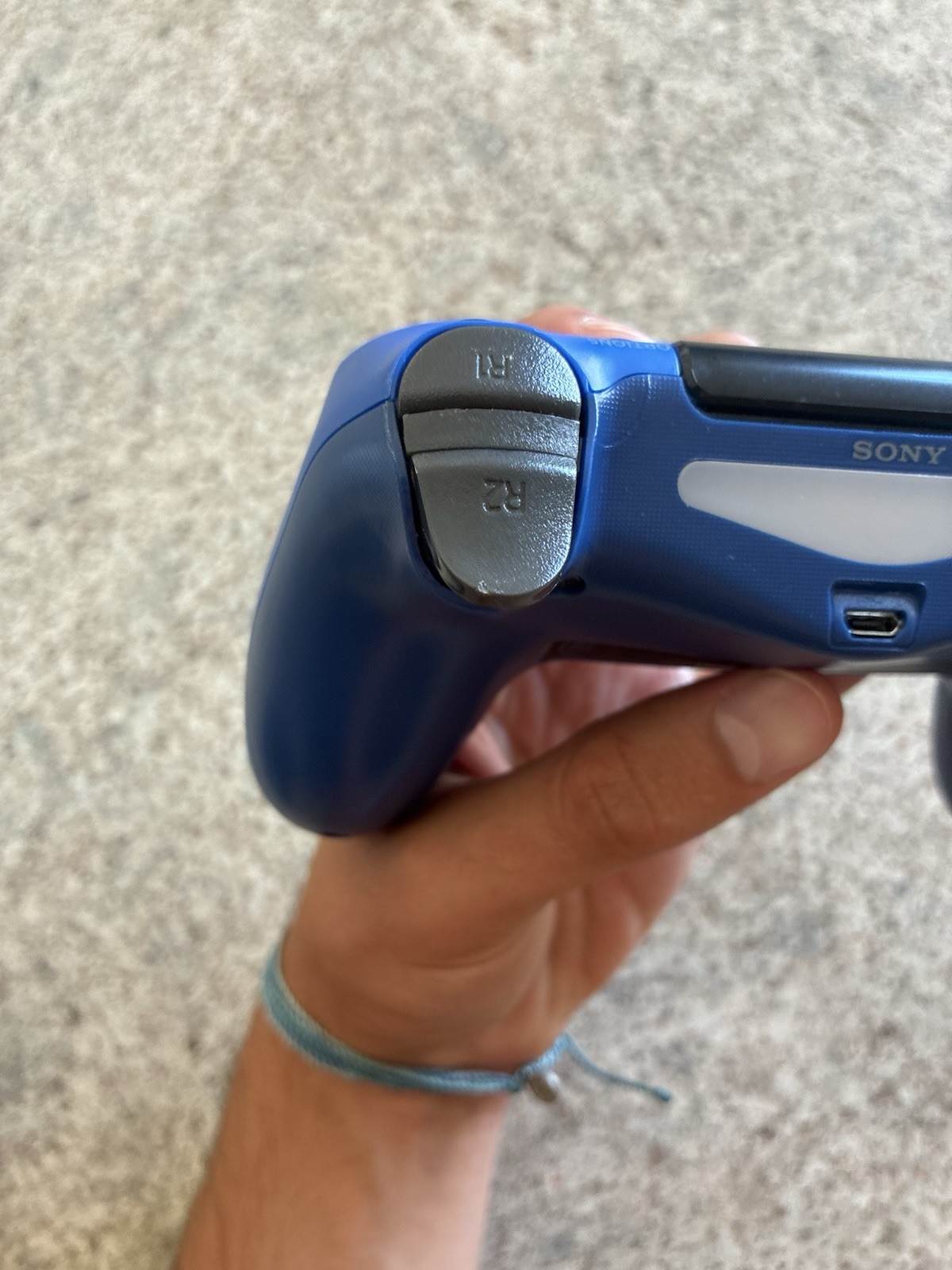 Sony Dualshock 4 OEM Wireless Controller CUHZCT2U – Blue (PS4) Parts Only Read