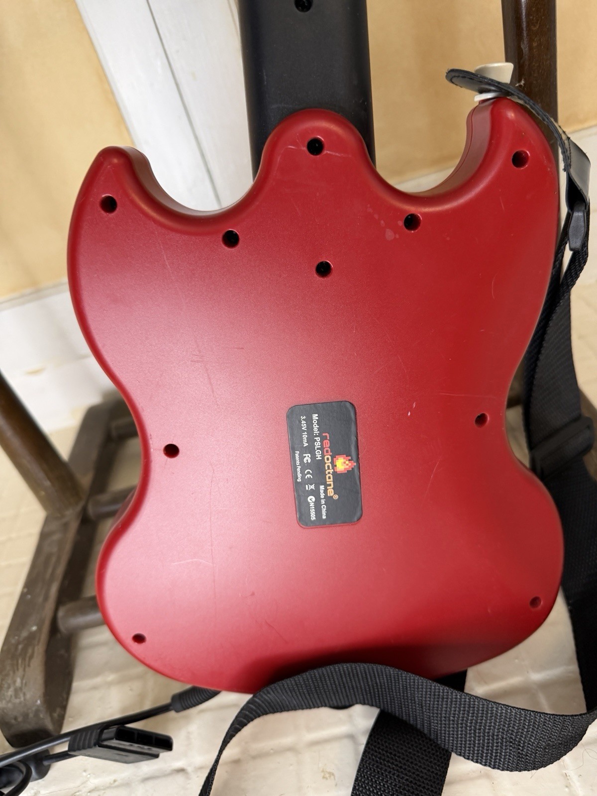 RedOctane PSLGH Wired Guitar Controller for Sony PlayStation 2 Red/Black/White