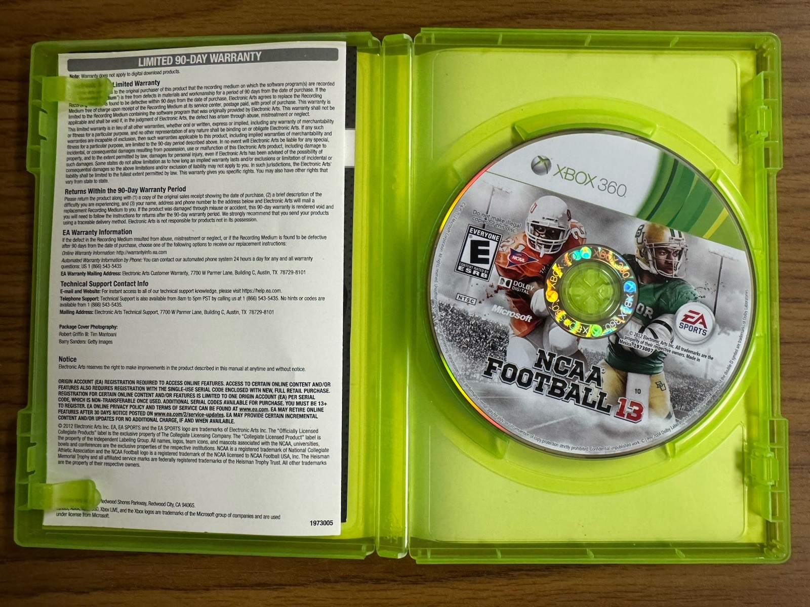 NCAA Football 10 11 12 13 (Microsoft Xbox 360, 2012) CIB Complete w/ Inserts