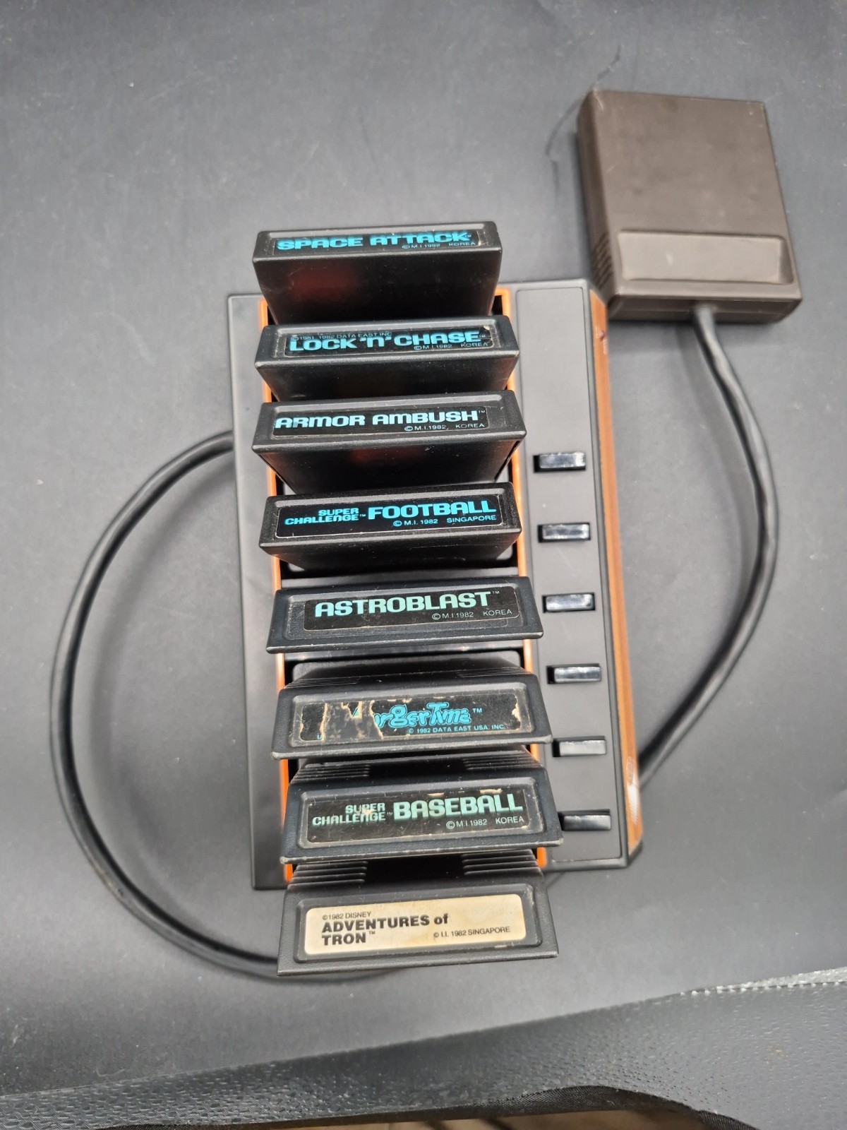 Atari 2600 VIDEO GAME BRAIN 6 Game Switcher RGA-1360 Works Tested With 8 Games