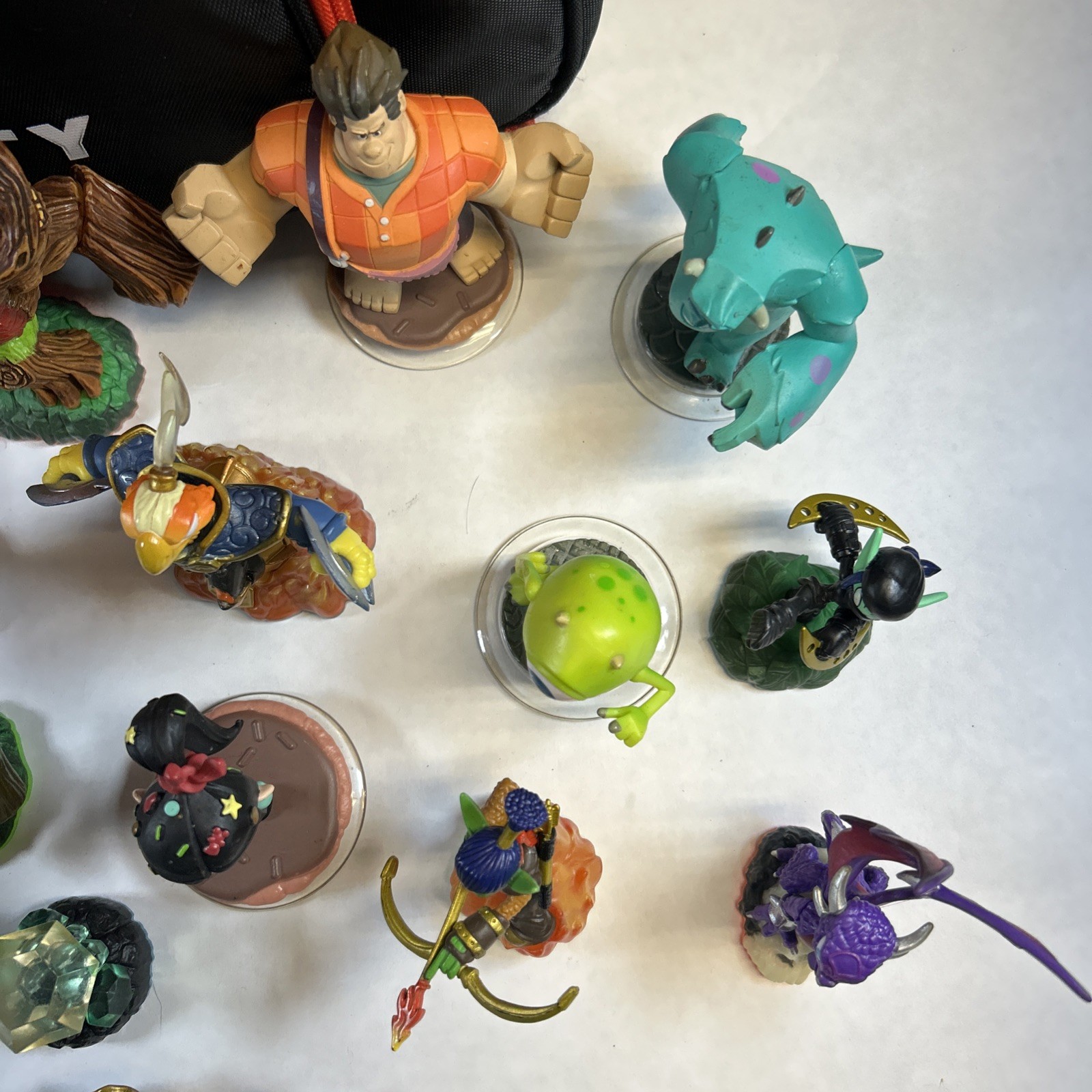 Disney Infinity Figures / Bag And Skylanders Bulk Lot