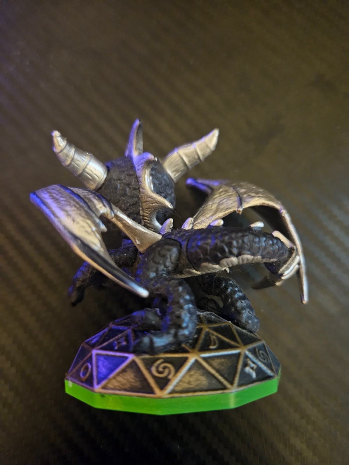 Skylanders Spyros Adventure Dark Spyro Activision Dragon Figure Silver