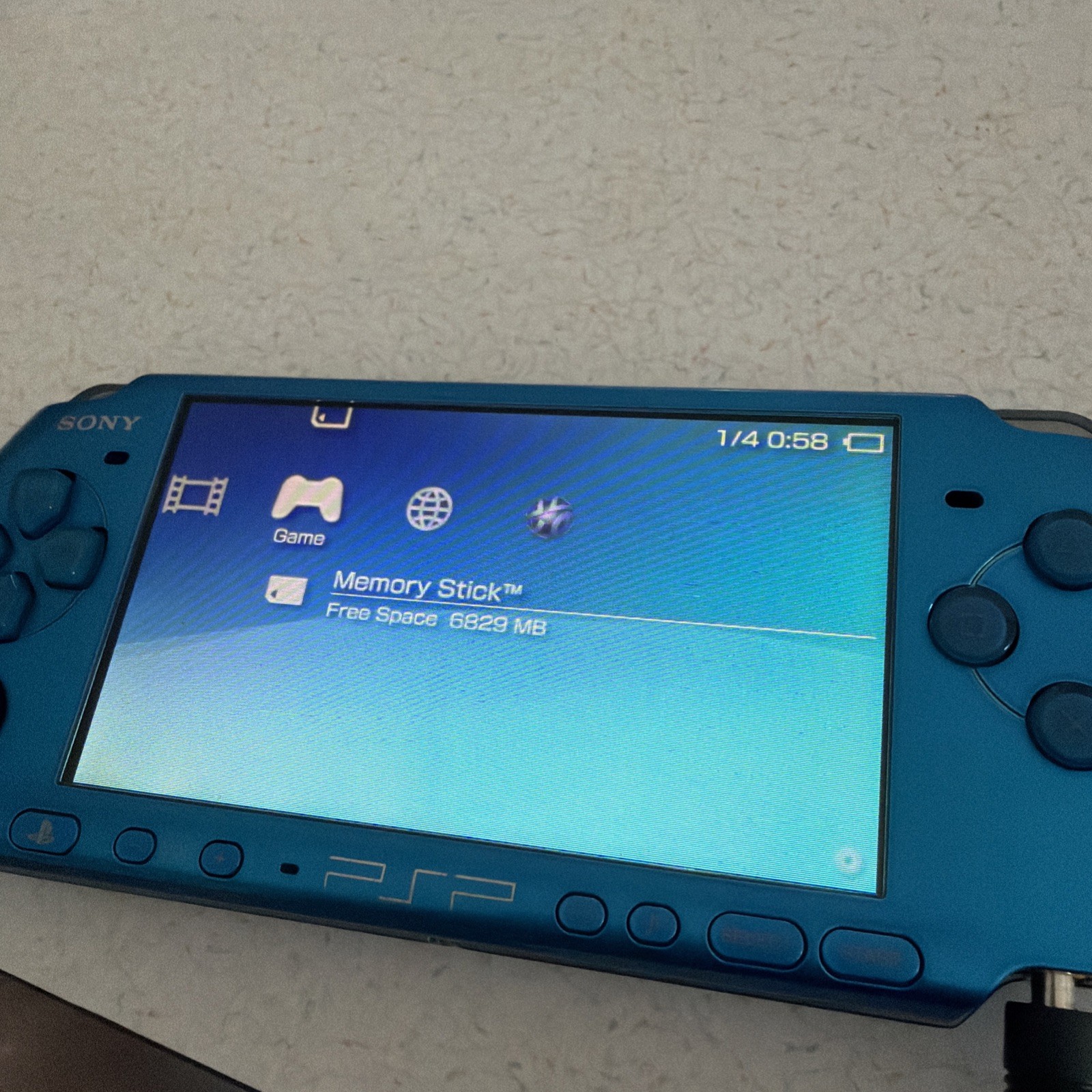 Sony PSP-3000 Vibrant Blue Handheld Console Games Charging Cord 128 Gb Sd Card