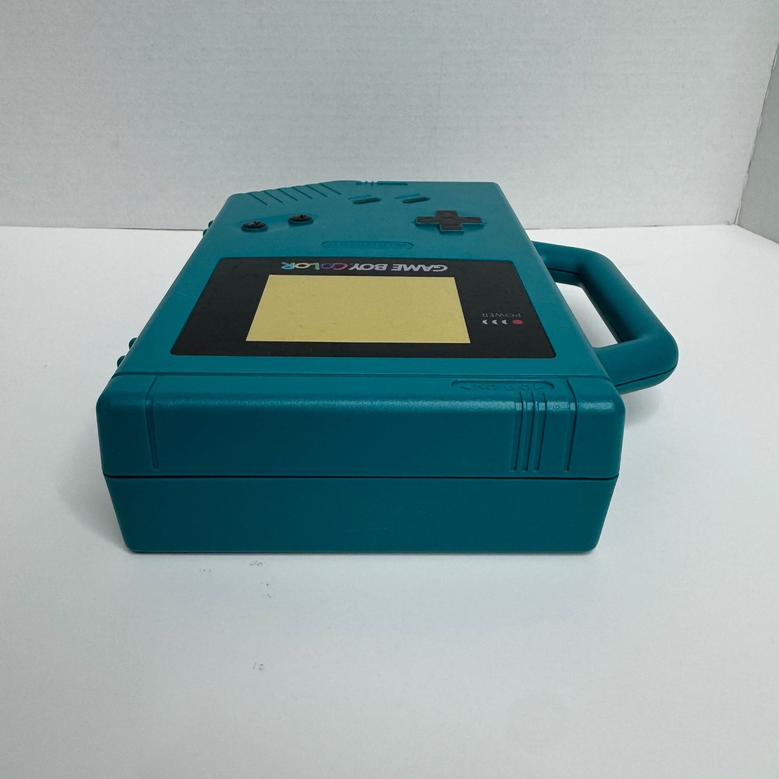 Nintendo Game Boy Color Teal Hard Shell Carrying Case Model GBC70 Vintage 2000
