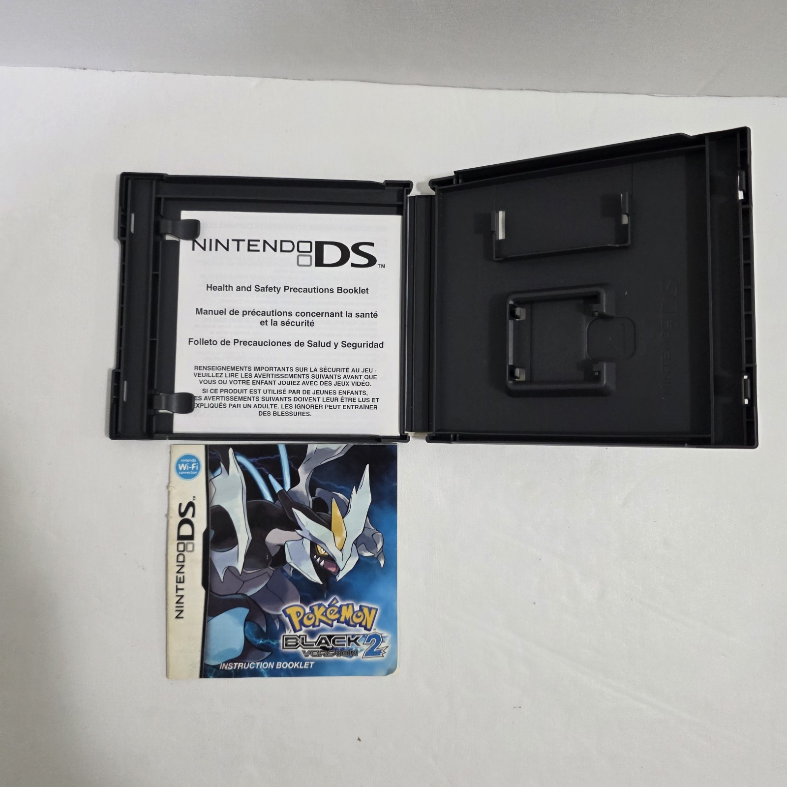 Pokemon Black Version 2 Nintendo DS Authentic Case and Manual Only NO GAME