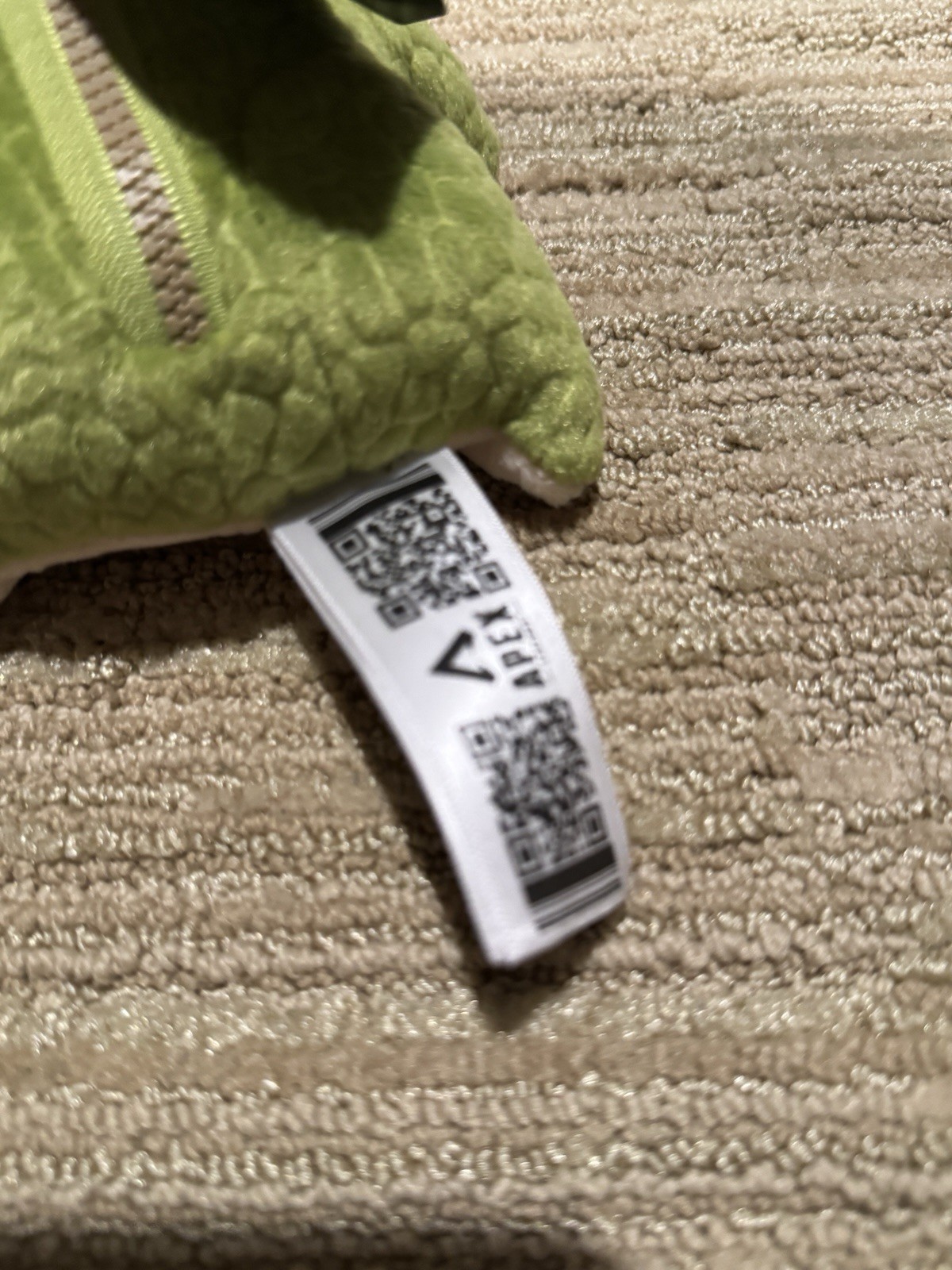 Apex Legends: Jakks Pacific Nessie Plush 6″ Green (Small Size) Jakks Pacific