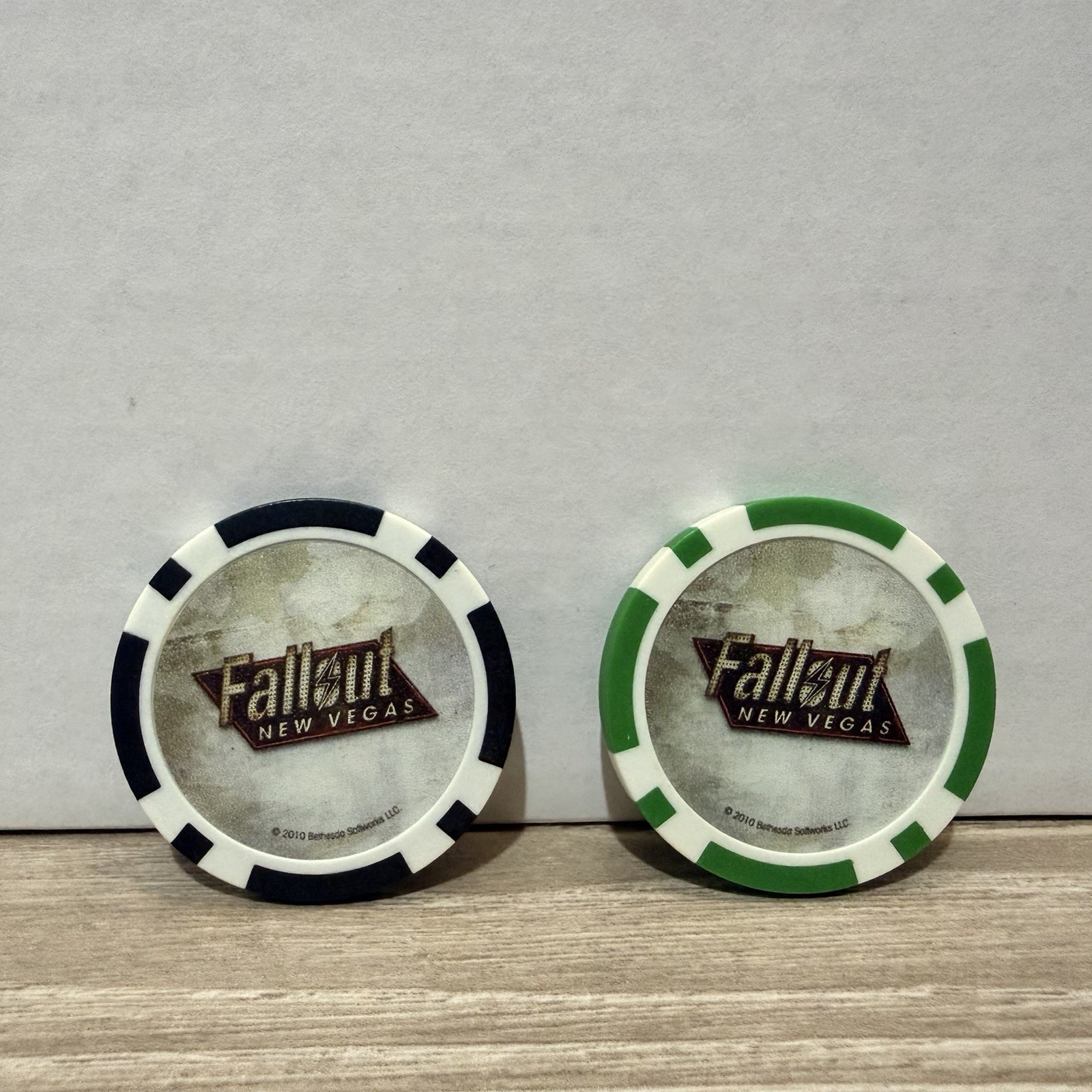 Fallout New Vegas Poker Chips Lot Of 13 W/Platinum Lucky 38