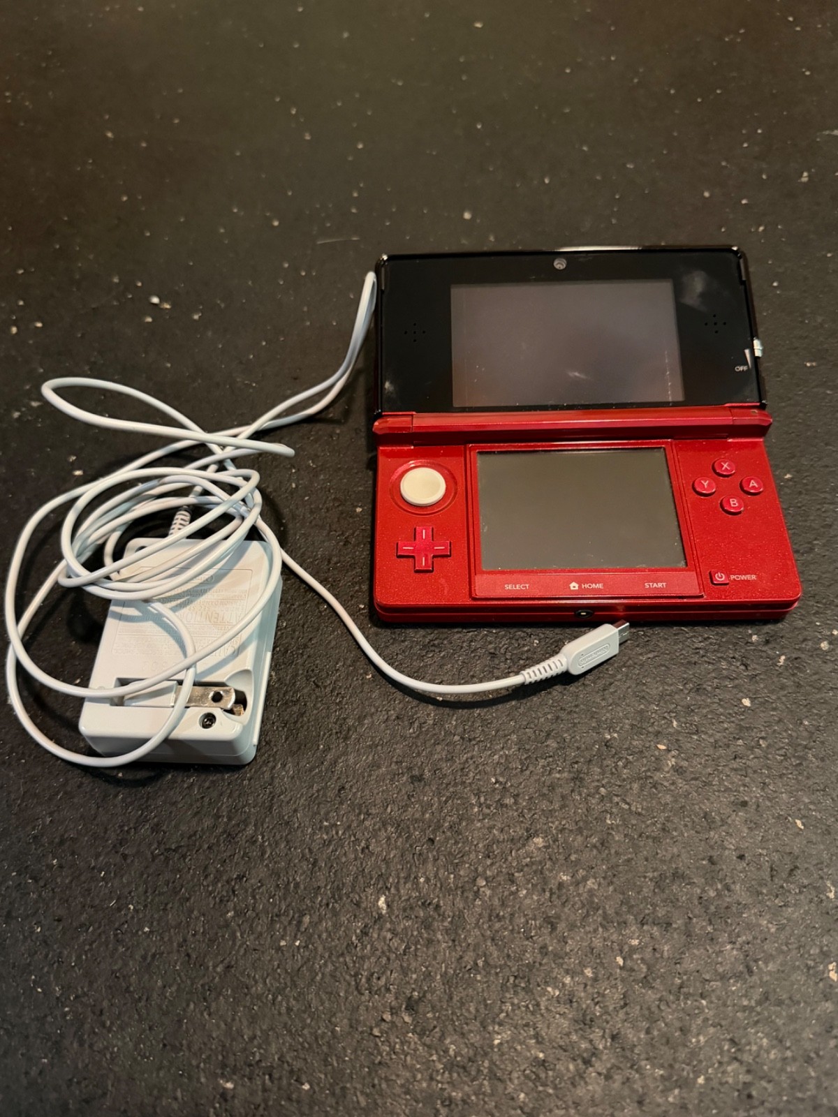 Nintendo 3DS Handheld System – Flame Red