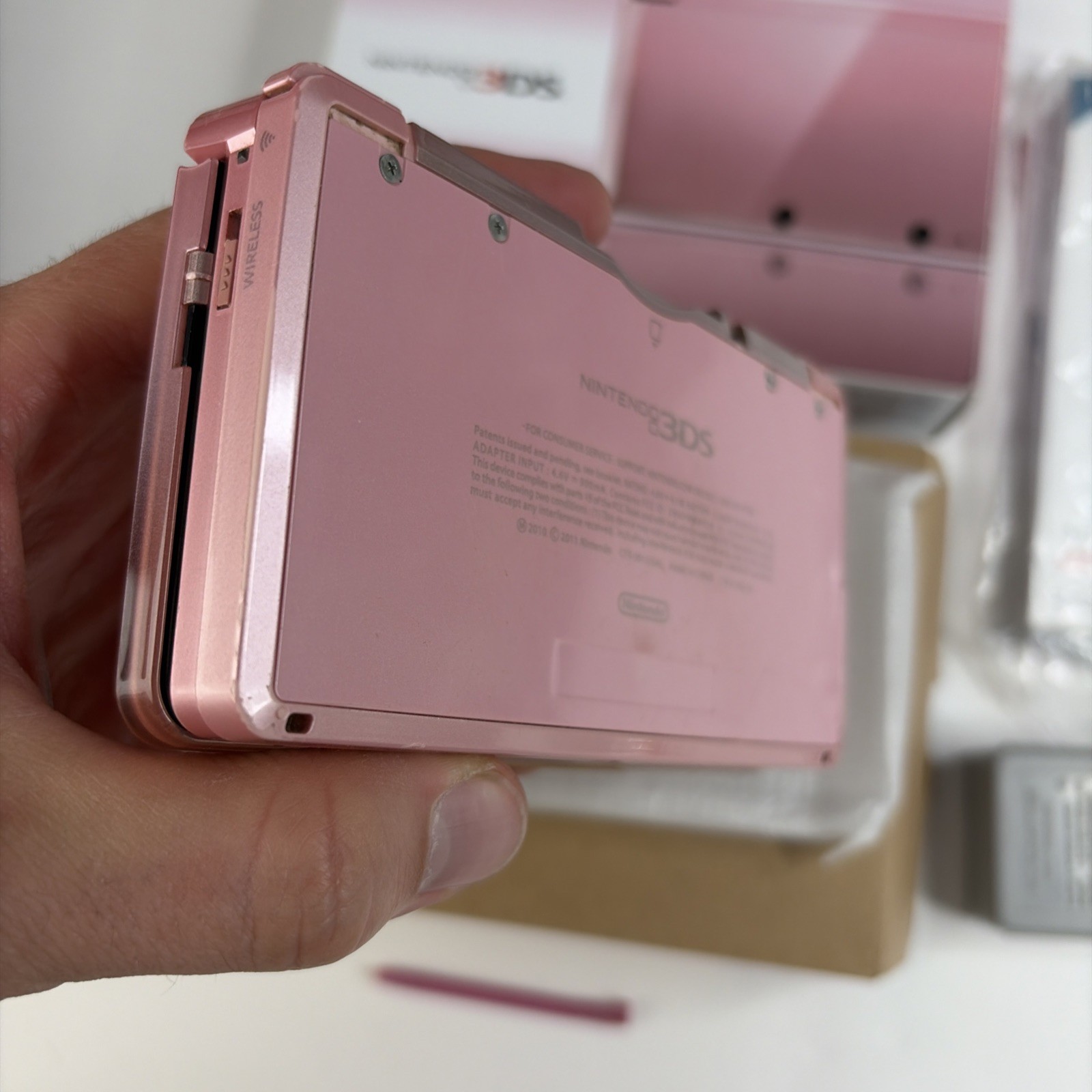 Nintendo 3DS Handheld Console Complete In Box Pink CTR-001 (USA) W Charger