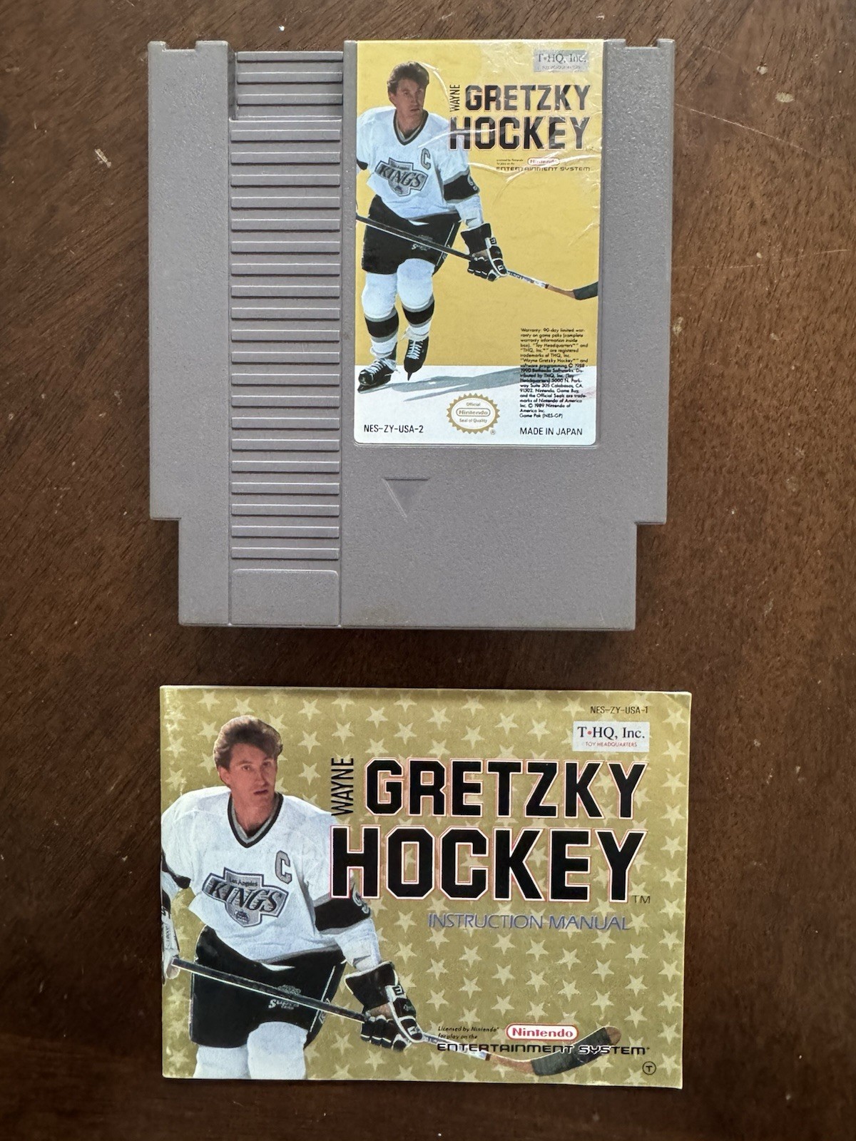 Nintendo NES Wayne Gretzky White Hockey Jersey Variant