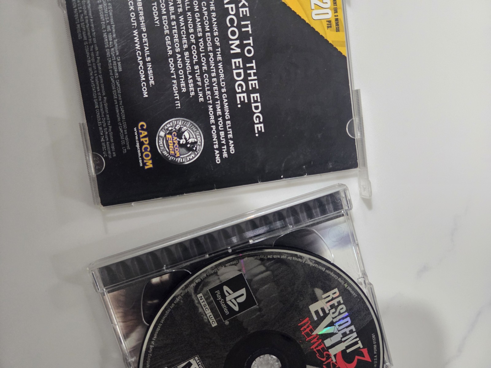 Resident Evil 3: Nemesis (PlayStation 1, 1999) Complete w/ Manual + Demo Disc
