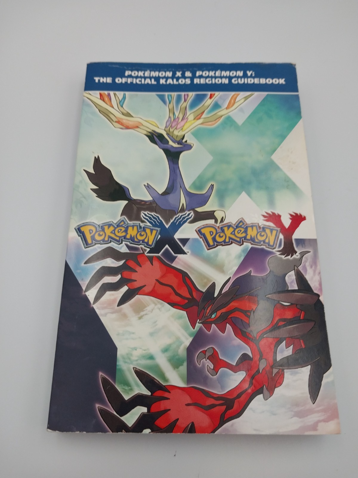 Pokémon X & Pokémon Y: The Official Kalos Region Guidebook (2013) Strategy Guide