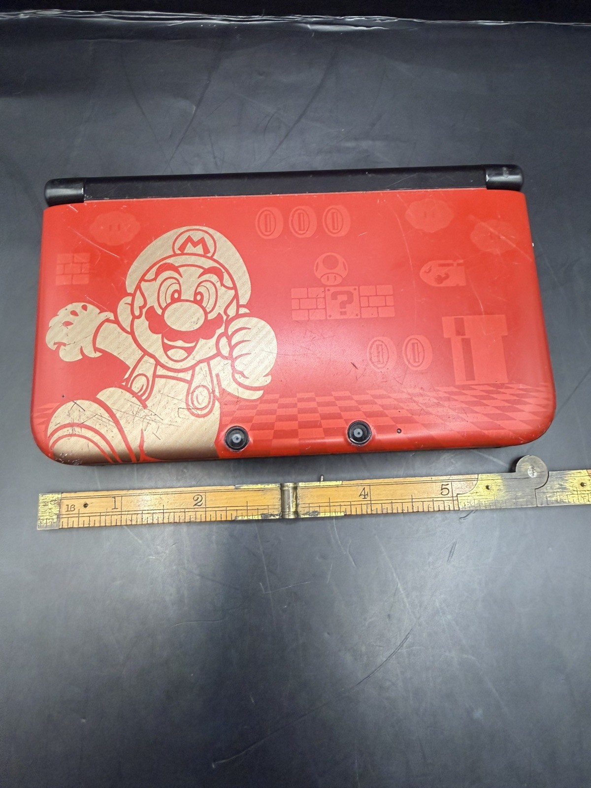 Nintendo 3DS XL Rare LE Super Mario Bros Red comes w/ Animal Crossing & 4 GB SD