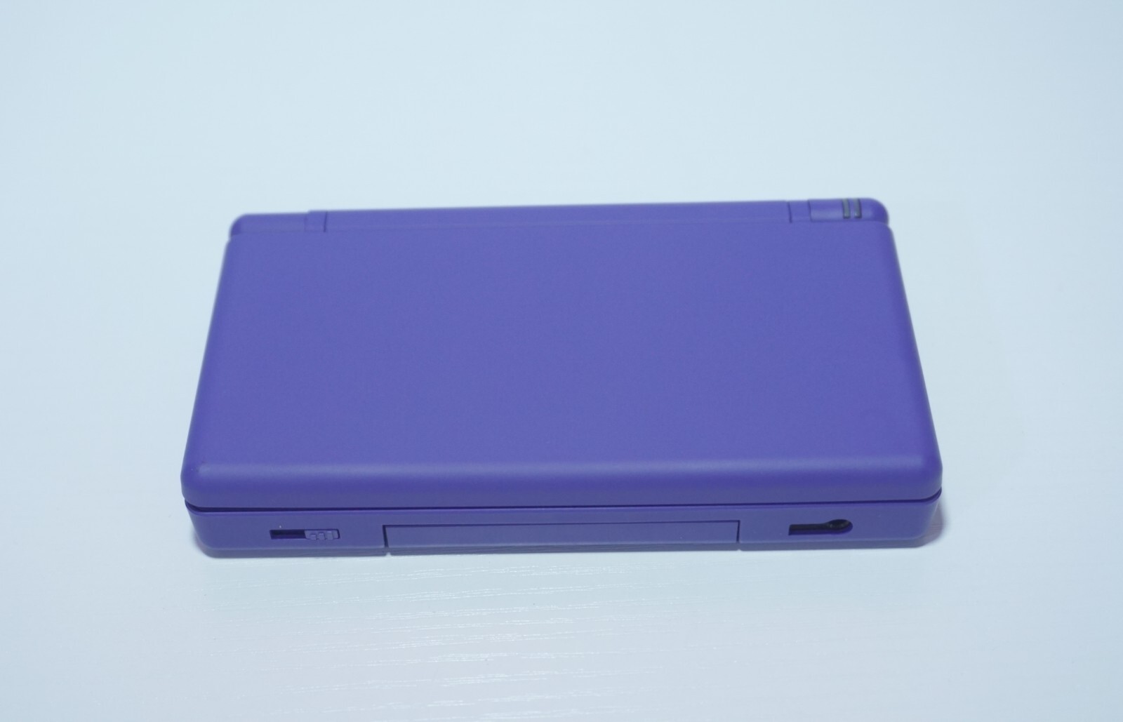 Nintendo DS Lite Violet Purple Handheld System with Charger & Stylus Pen