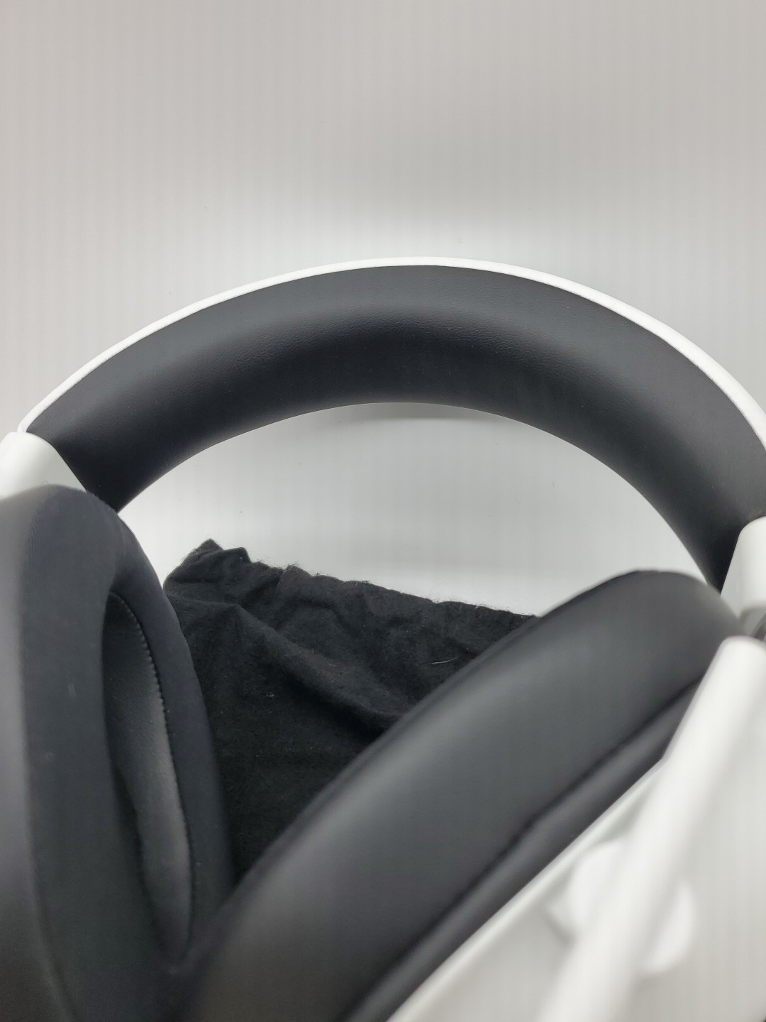Razer Blackshark V2 X White Over the Ear Gaming Headset