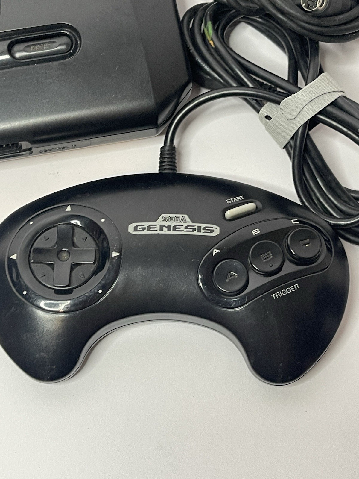 SEGA Genesis Model 2 MK-1631 Video Game System Bundle Controller / Games Tested