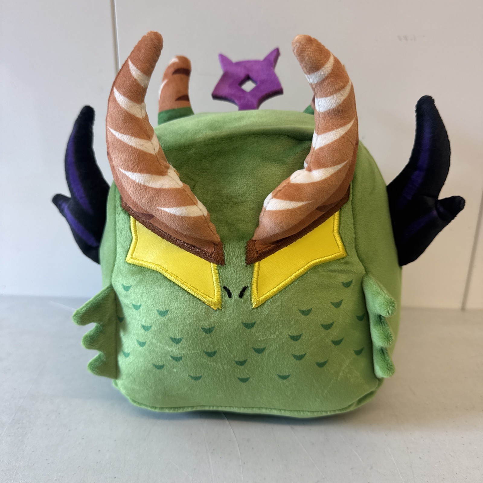 Blox Fruits Dragon Fruit Plushie 8 inches (NO DLC) Excellent Condition