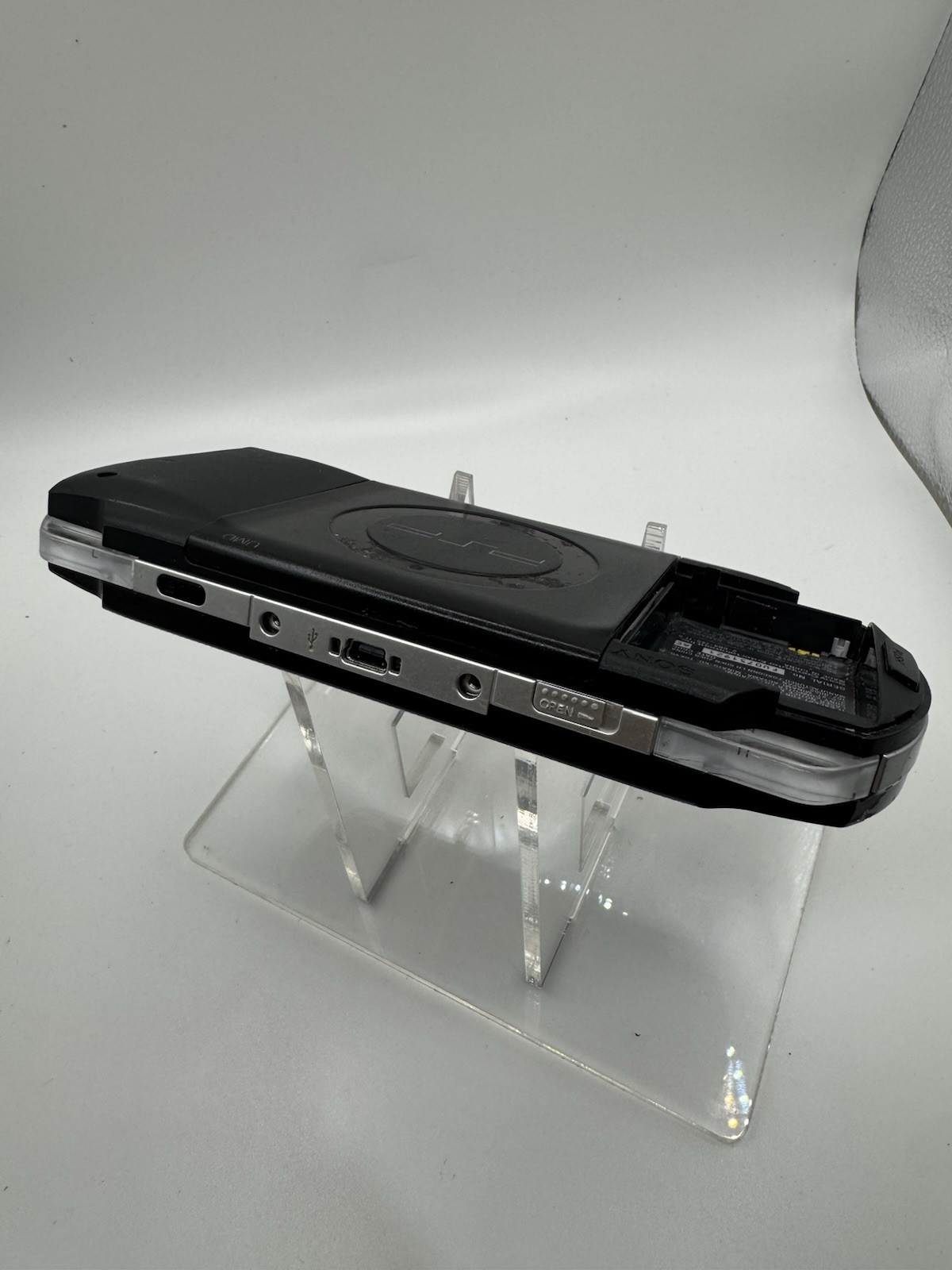 Sony PlayStation Portable PSP PSP-1001 B2 – No Power