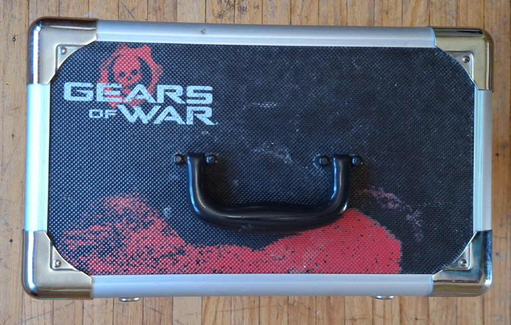 Mad Catz for The Gears of War Xbox 360 Hard Console Crate 2006 Collectors Item