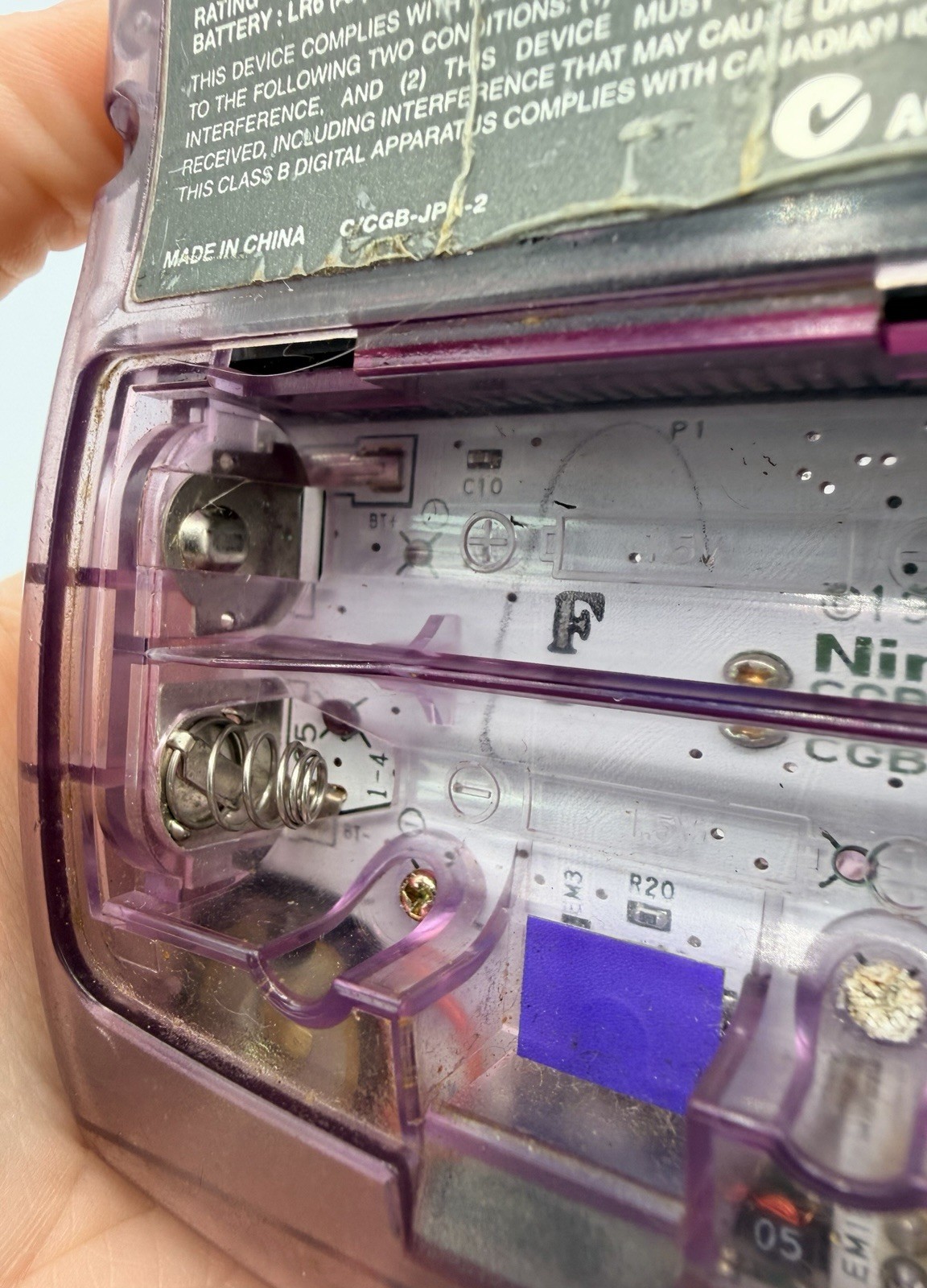 Nintendo 1998 Game Boy Color CGB-001 Atomic Translucent Purple – FOR PARTS