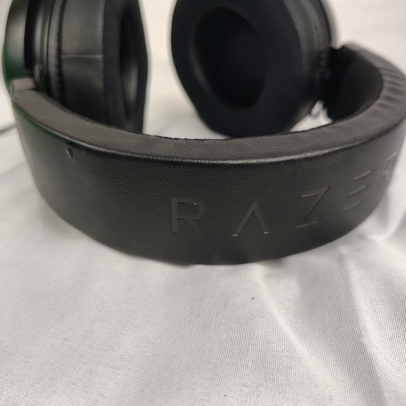Razer Kraken Multi-Platform Wired Gaming Headset With Box