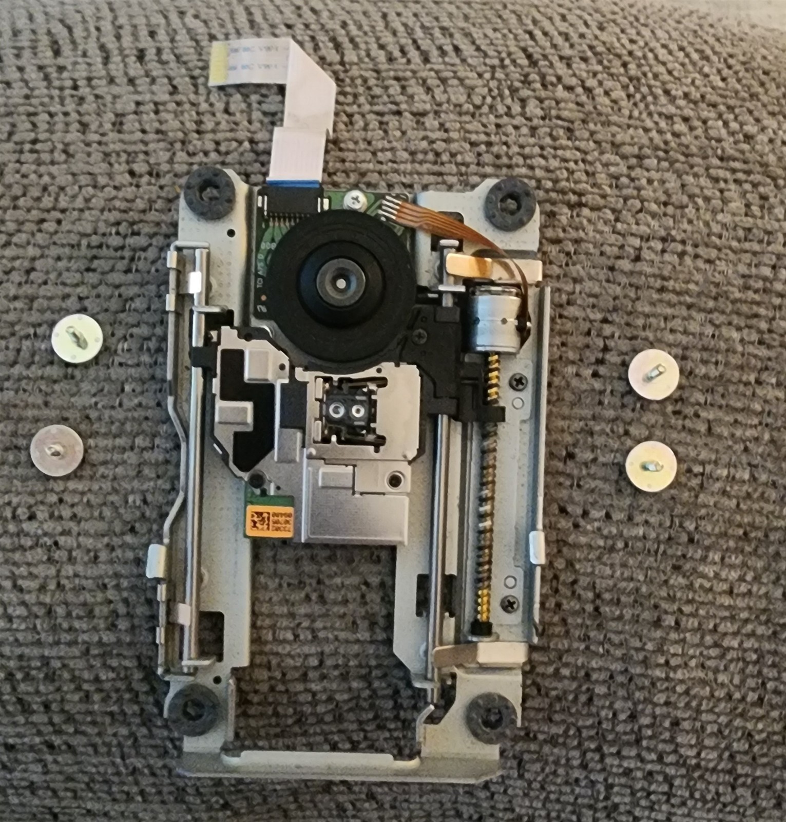 Genuine Playstation 4 PS4 Optical Drive Laser Head Assembly KEM-860 W Screws