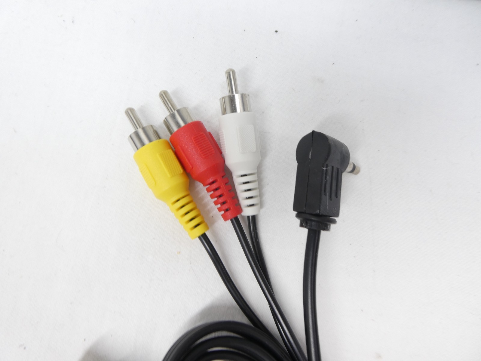 Sega Genesis model 1 av Composite RCA cable STEREO OUT