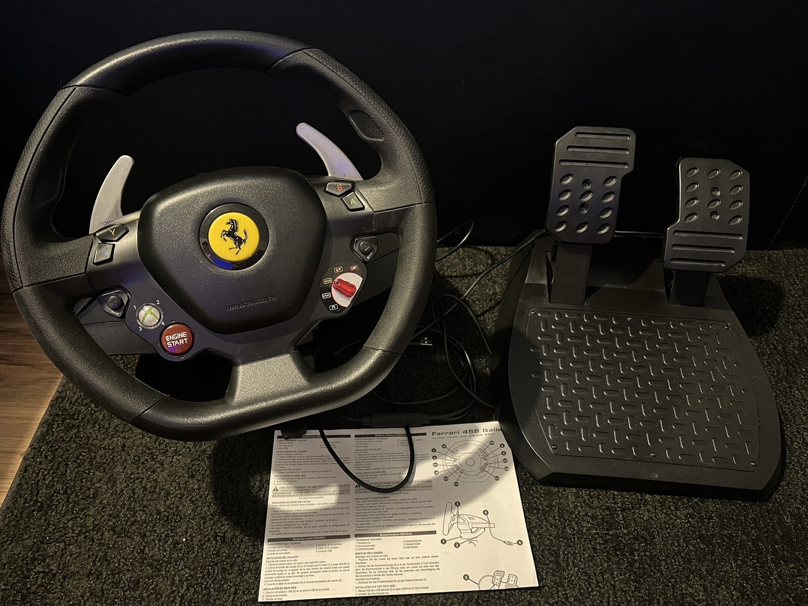 XBOX 360 Thrustmaster Ferrari 458 Italia Racing Wheel and Foot Pedals