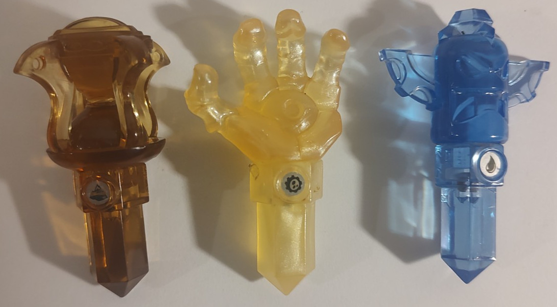 Skylanders Trap Team Trap Crystals Lot of 3 (Tech Hand, Water Tiki, Earth Hourg)