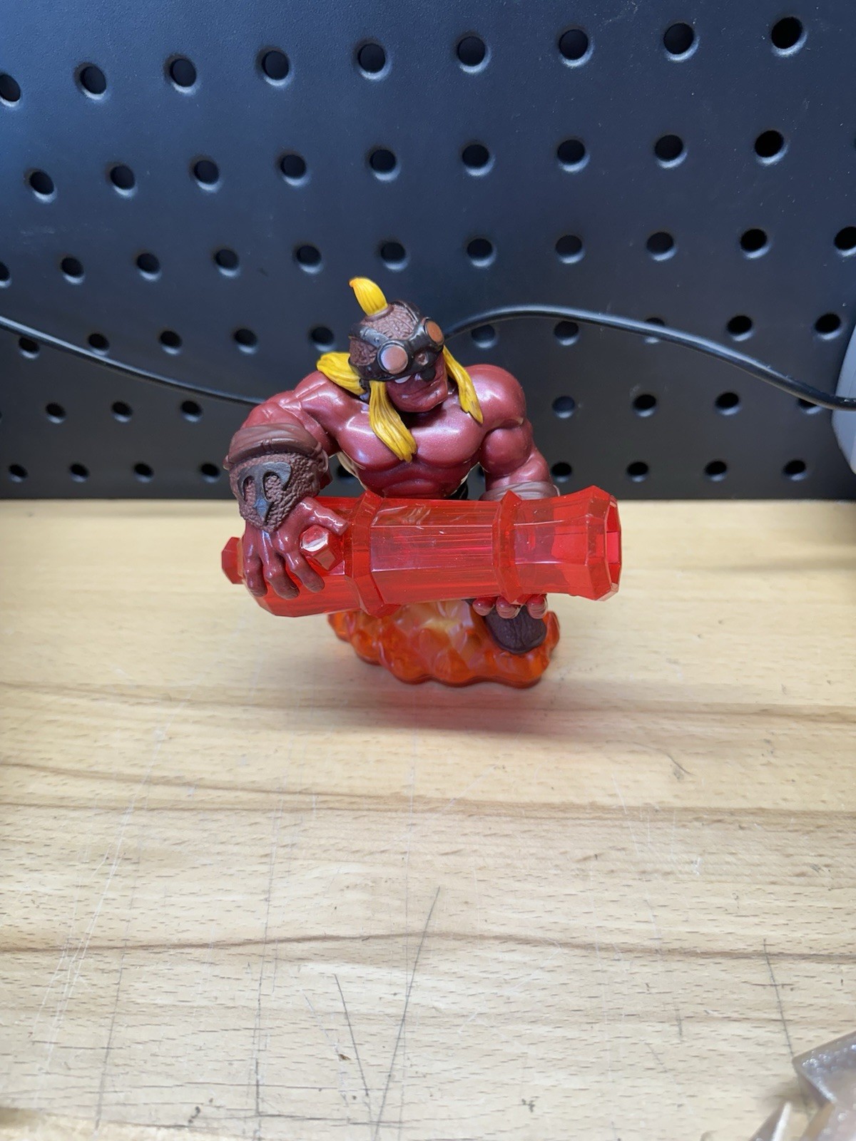 Activision Skylanders TRAP TEAM KA-BOOM Trap Master Kaboom Fire Element Figure