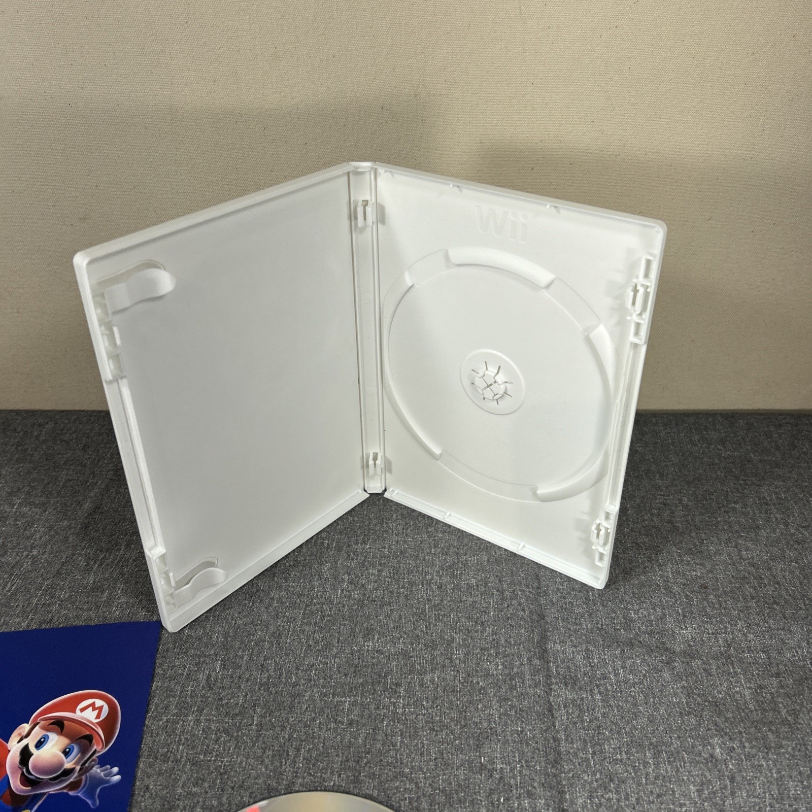 Super Mario Galaxy (Nintendo Wii, 2007) CIB Nice Condition Clean