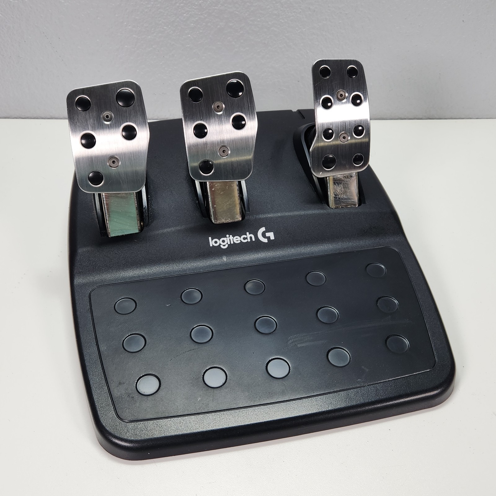 Logitech G29 Driving Force Racing Floor Pedals [NOT WORKING – SOLD FOR PARTS]